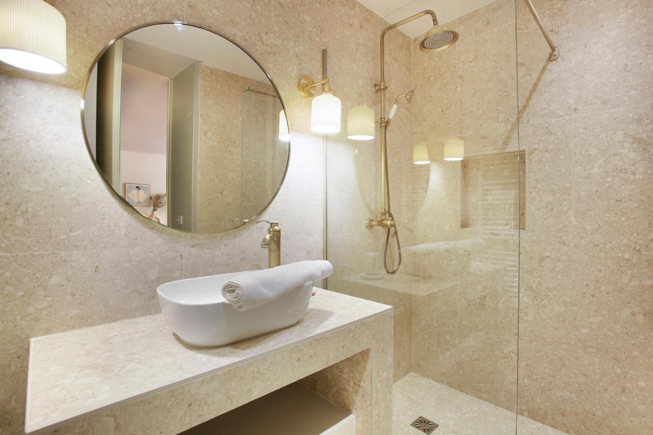 Residence In The Center Of Paris By Studio Prestige Dış mekan fotoğraf